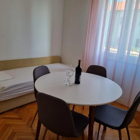Smilja Apartment *