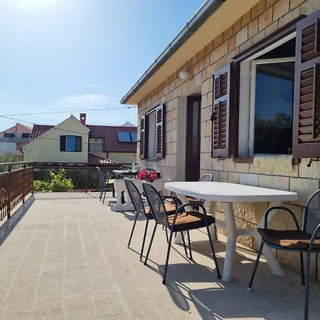 Apartment Smilja *